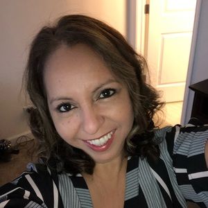 Meet your Posher, Consuelo